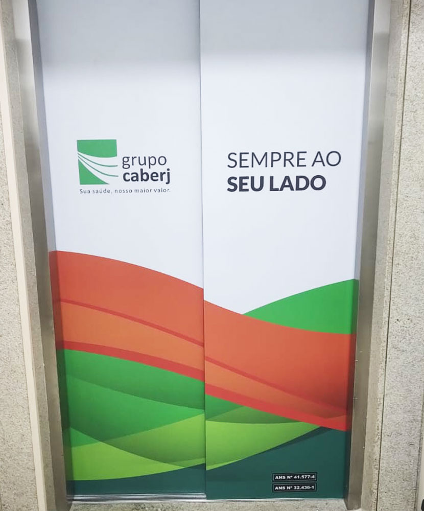 Onde aplicar papel de parede personalizado na empresa